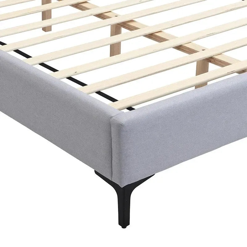 Letto King Size Bouclé Bianco con Luci da Lettura e Mensole nella Testiera